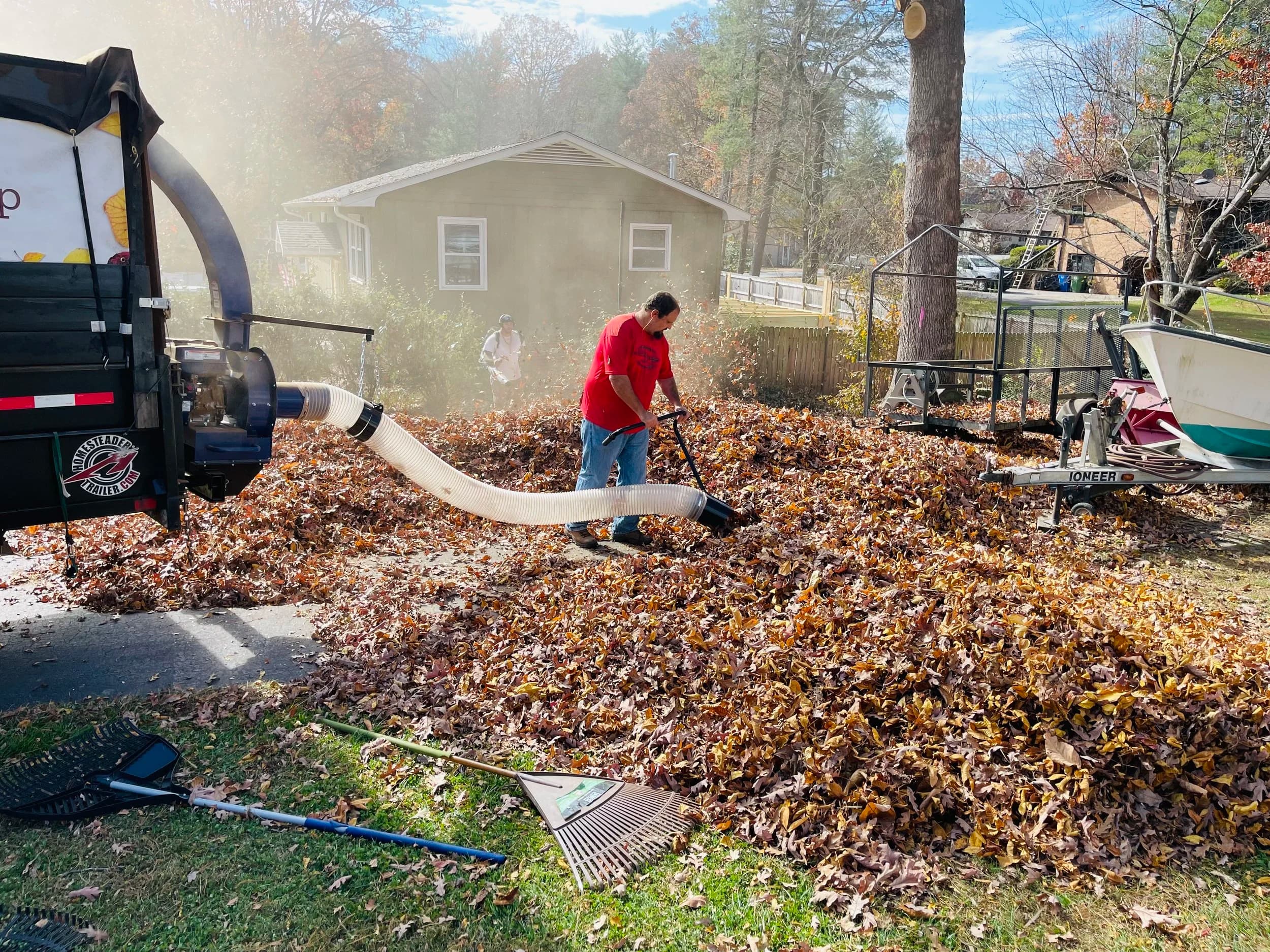 Leaf Removal in Richmond